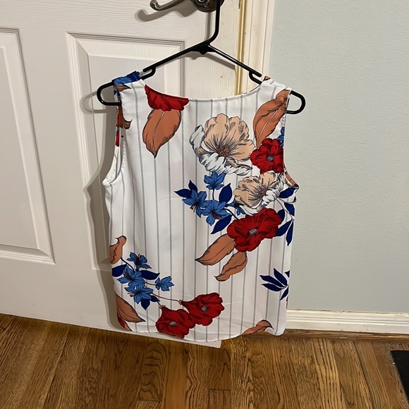 Flowered Liz Claiborne - Picture 2 of 2